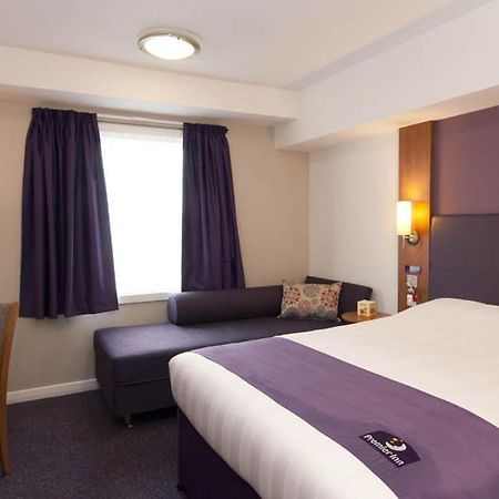 Premier Inn Exeter Central St. Davids Exterior photo